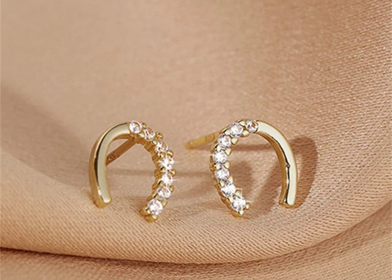 Gold Horseshoe Earrings